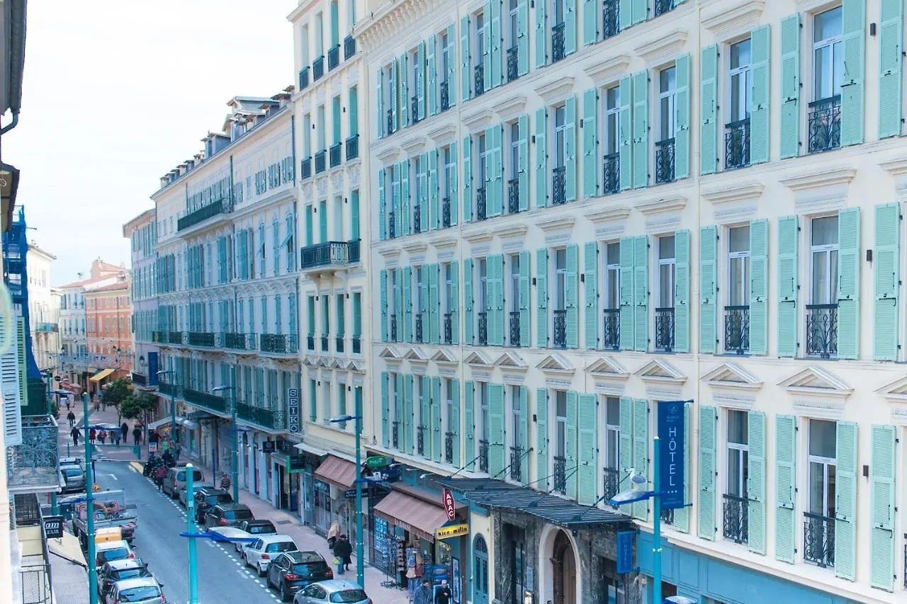 Merveilleux 2P, A 50 M De La Plage, En Plein Centre Ville Menton France